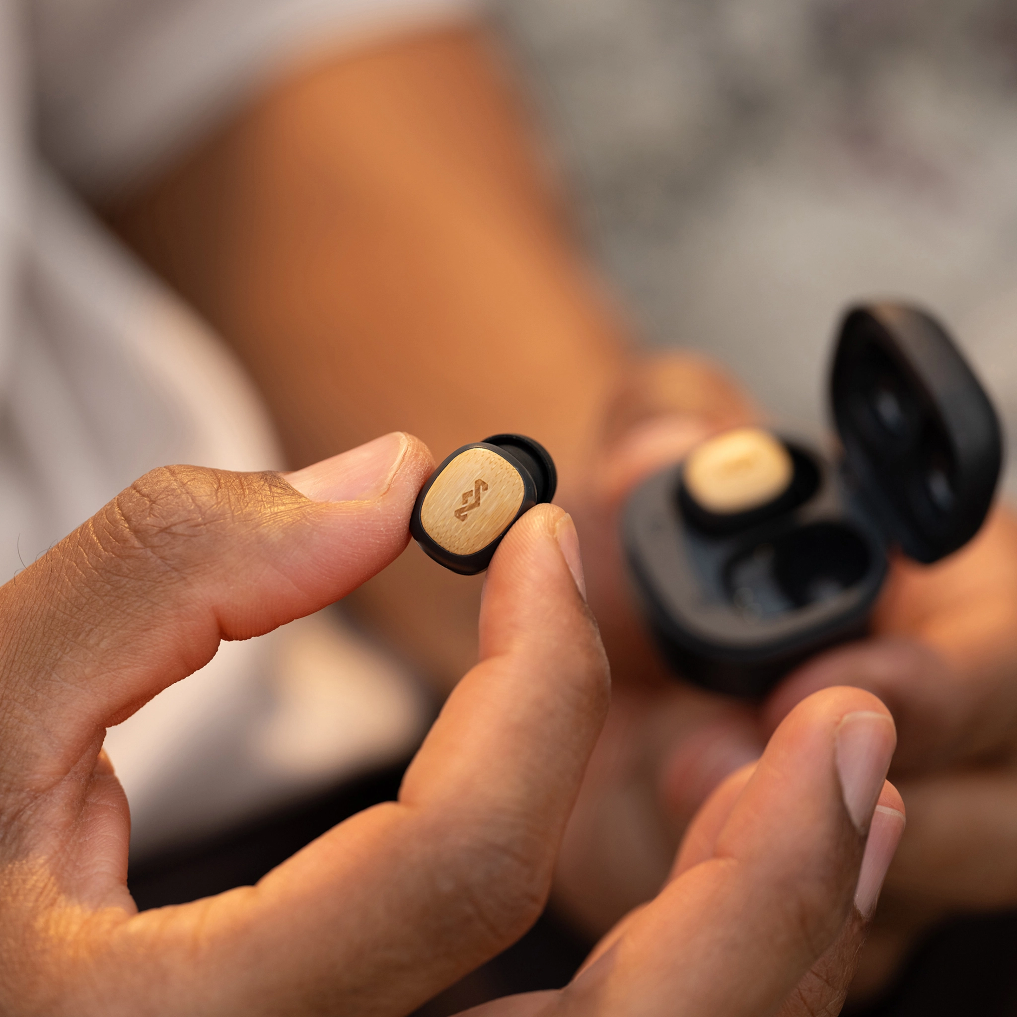 Marley Smile Jamaica Mini True Wireless Earbuds. Svart