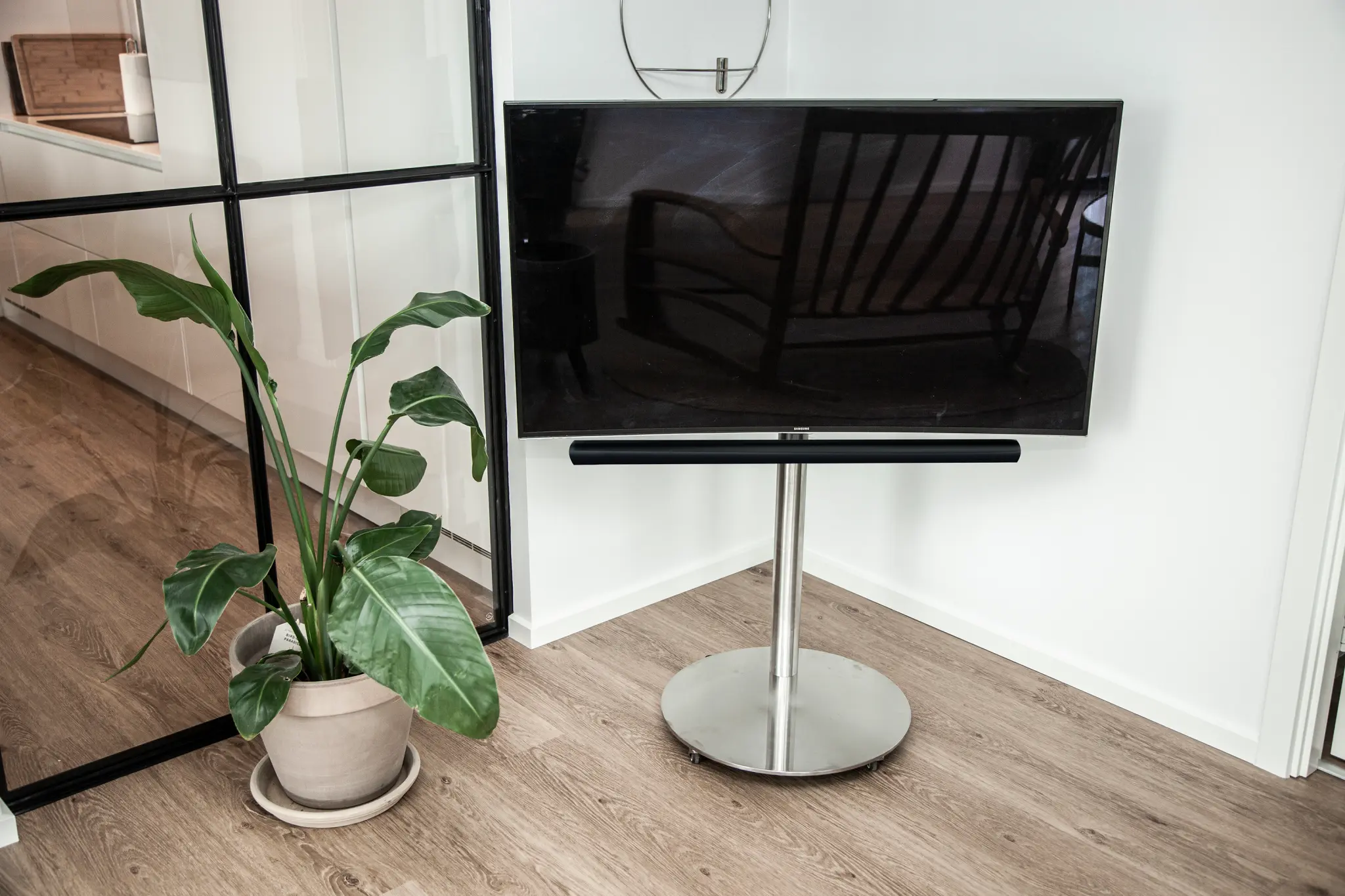 Sinox Soundbar Bracket for Sinox StandView. Svart