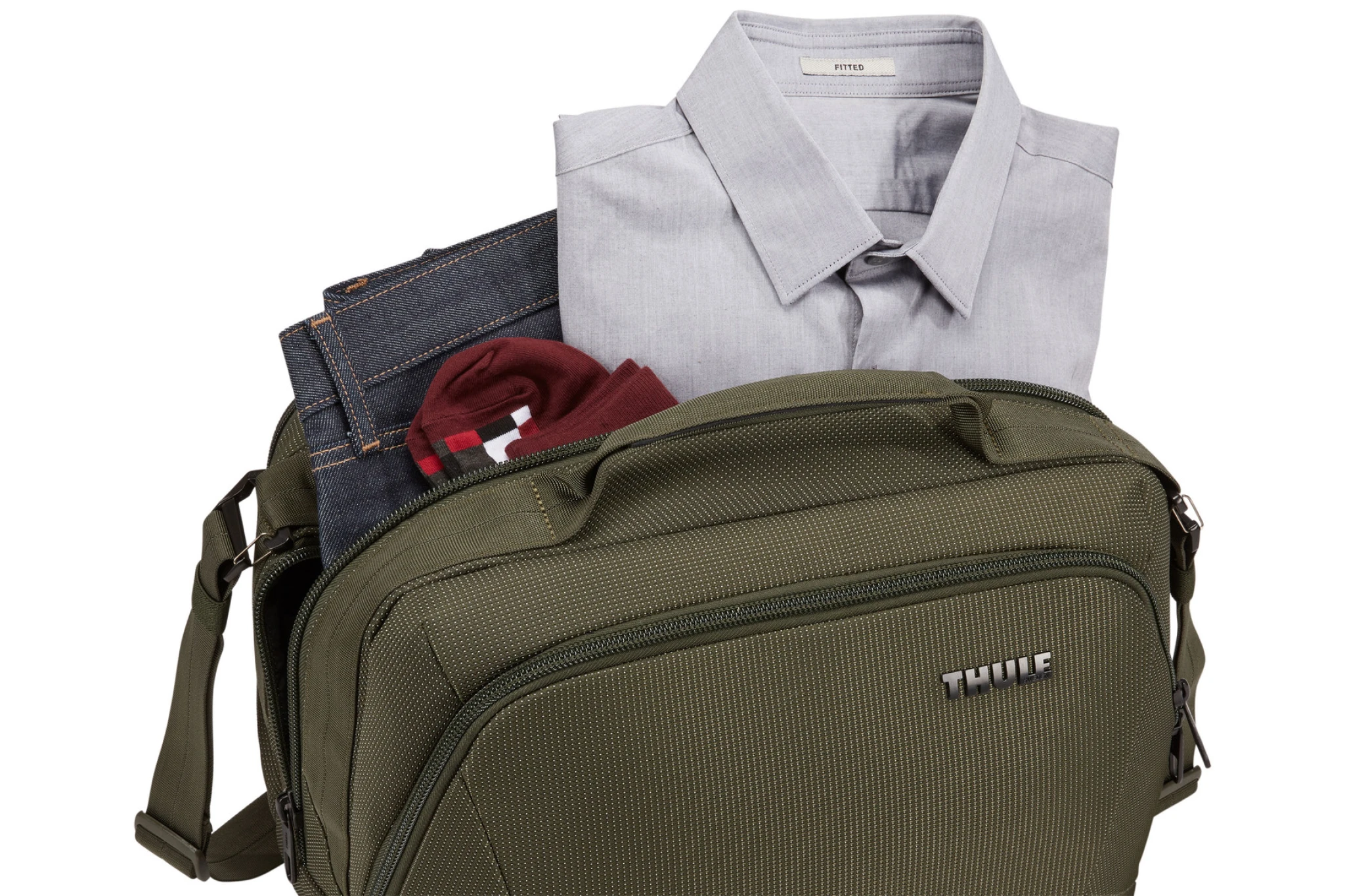 Thule Crossover 2 Boarding Bag 25L. Forest Night Green Thule Crossover 2 Boarding Bag 25L. Forest Night Green