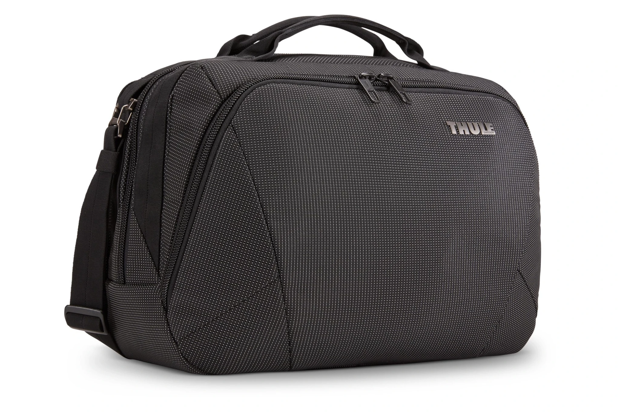 Thule Crossover 2 Boarding Bag 25L. Black